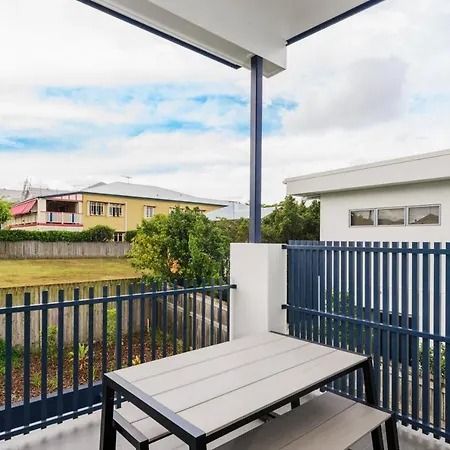 Oxford Steps - Executive 2Br Bulimba Apartment Across From The Park On Oxford St Brisbane Exterior photo