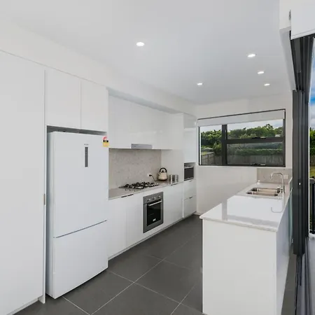 Oxford Steps - Executive 2Br Bulimba Apartment Across From The Park On Oxford St Brisbane Exterior photo